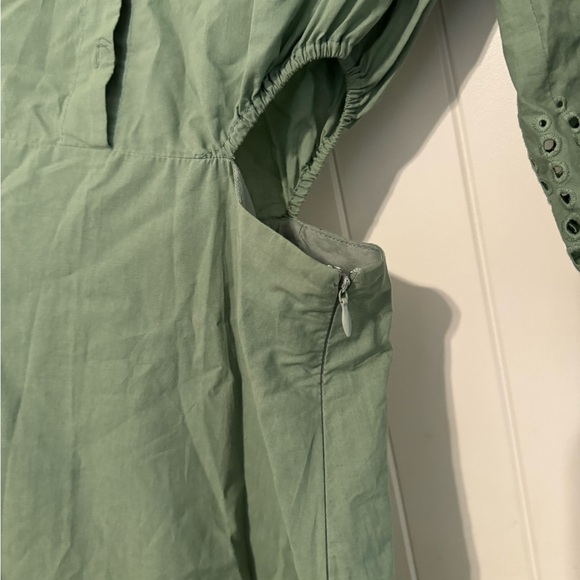 Karina Grimaldi Green Dress - Picture 2 of 8